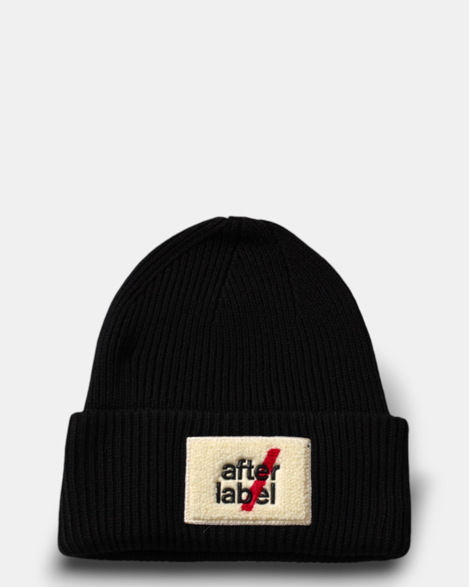 BEANIE Nero After Label