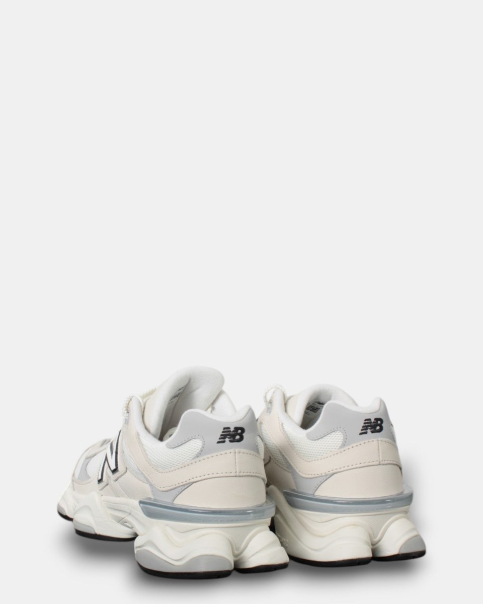 SNEAKERS NEW BALANCE MOD. 9060 - SEA SALT - 10Decimi